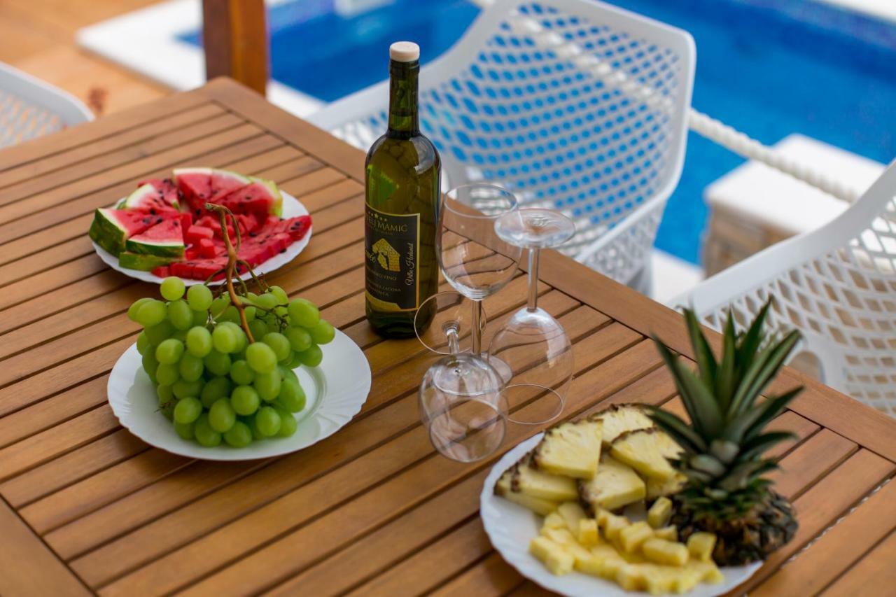 Villa Hedonist Seget Vranjica Bagian luar foto
